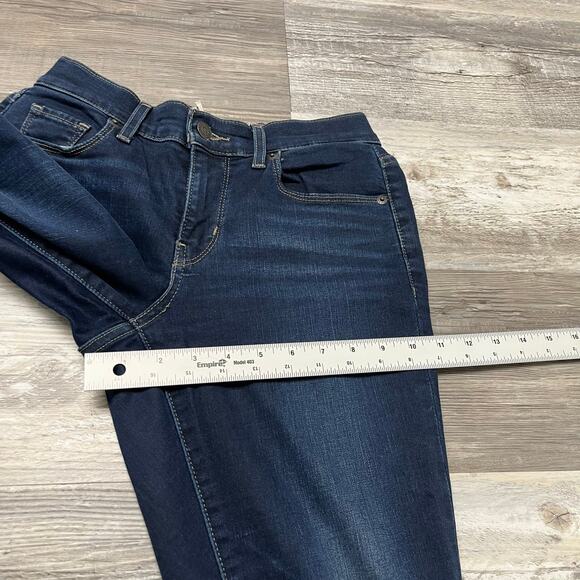 Levis Premium Dark Wash Blue Womens 26x27 Curvy Straight Stretch Jeans Red Tab - Picture 13 of 15